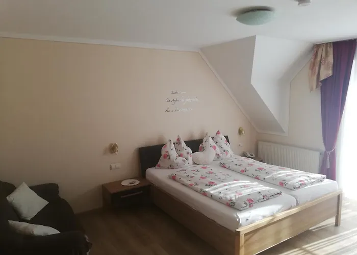 Гостевой дом Dampf Блумау ин Штайермарк